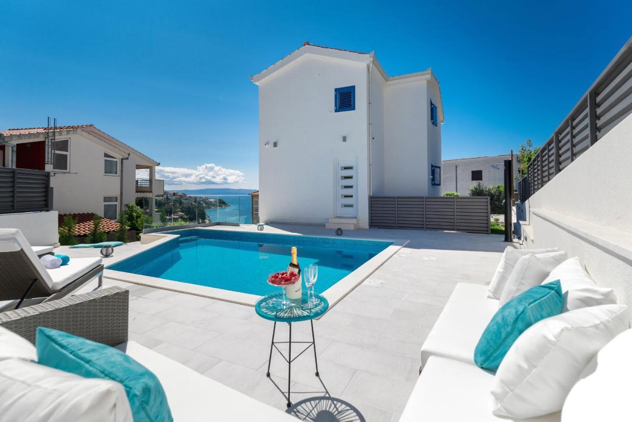 Miholina - With Heated Swimming Pool Vilă Trogir