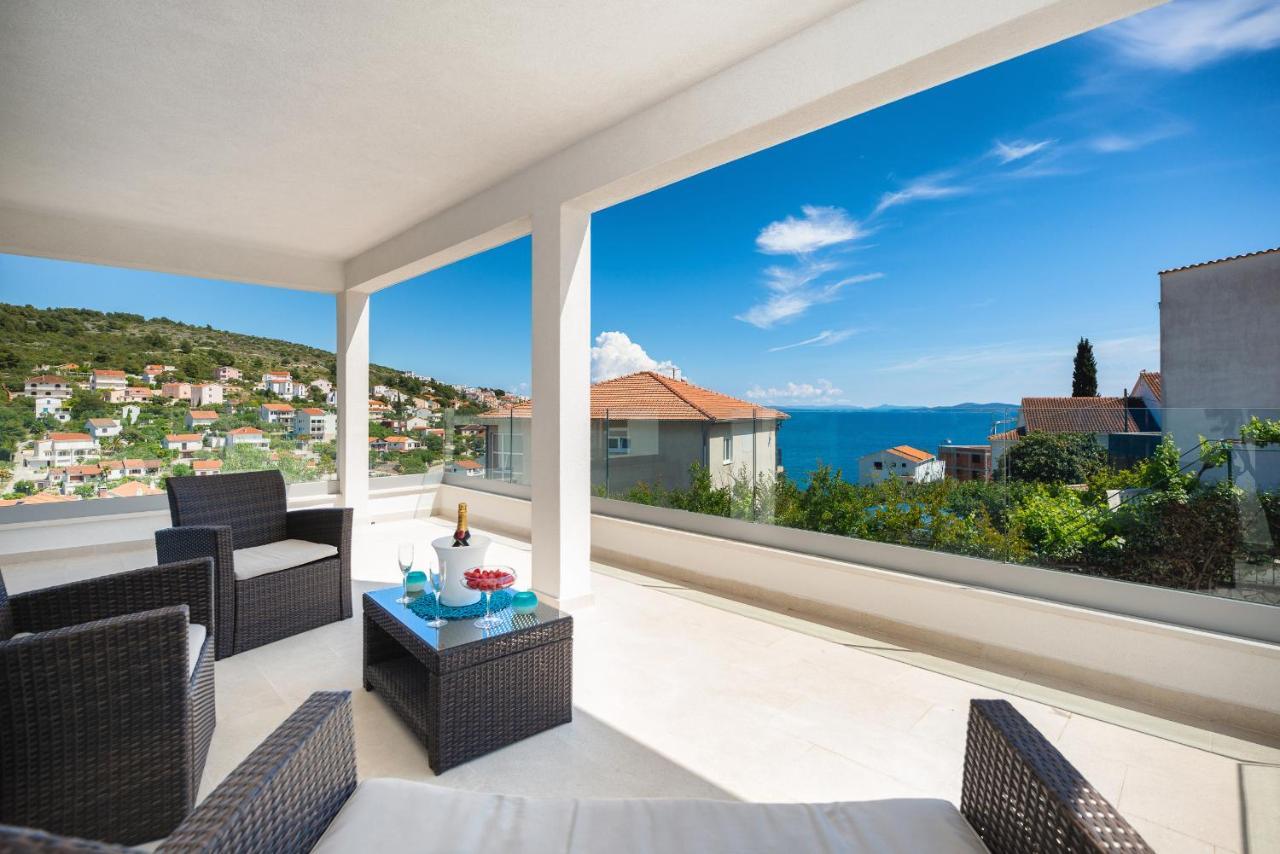 Miholina - With Heated Swimming Pool Trogir