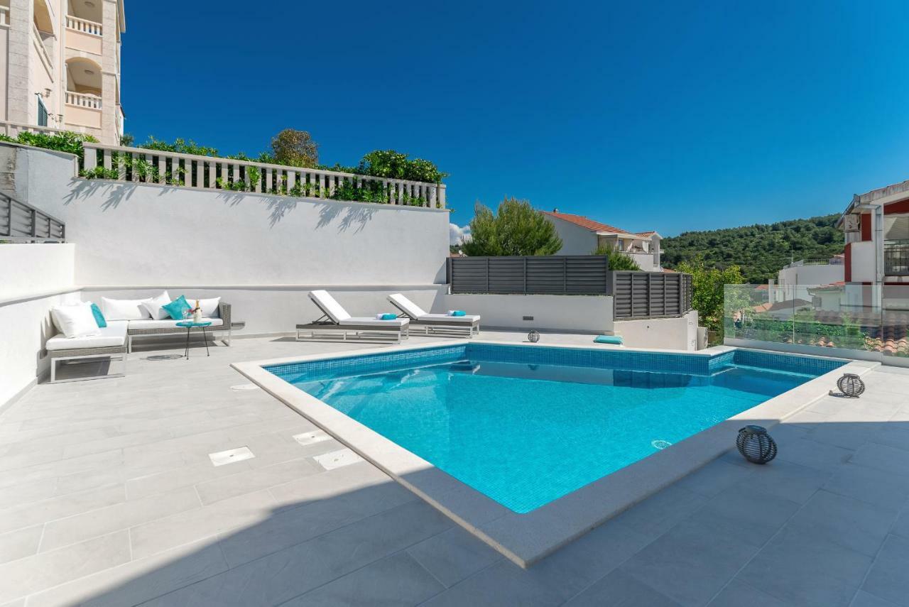 Miholina - With Heated Swimming Pool * Trogir