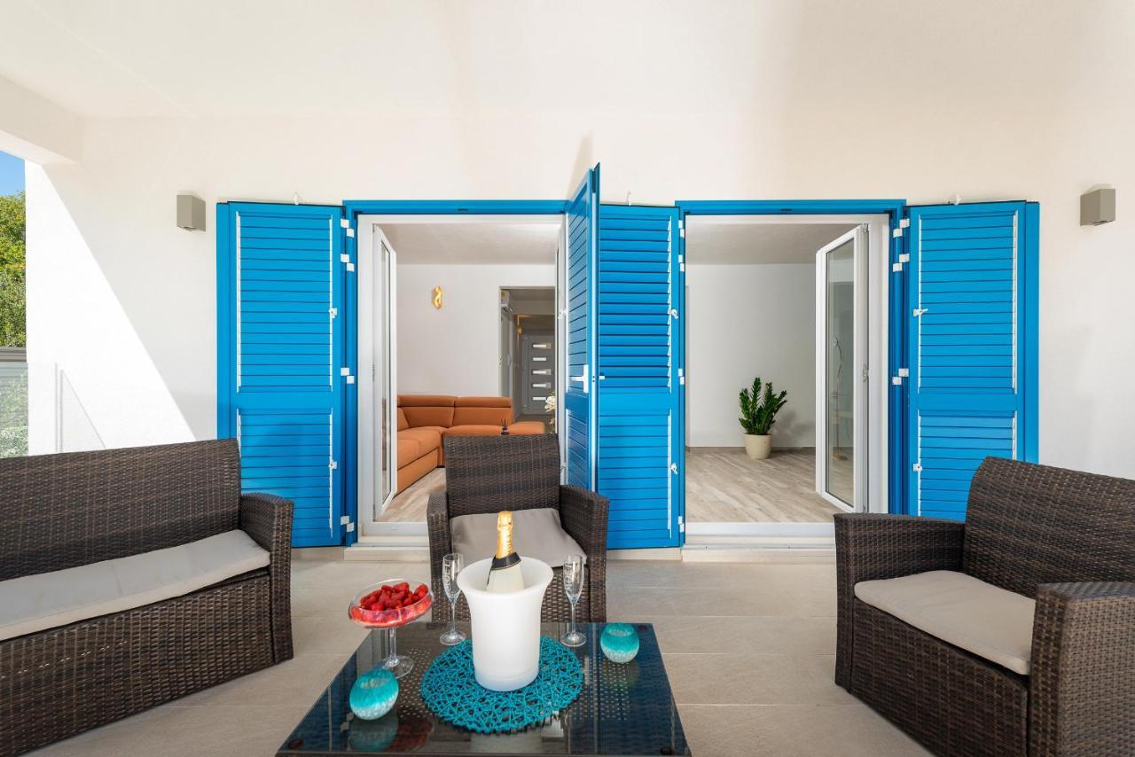 Miholina - With Heated Swimming Pool Villa