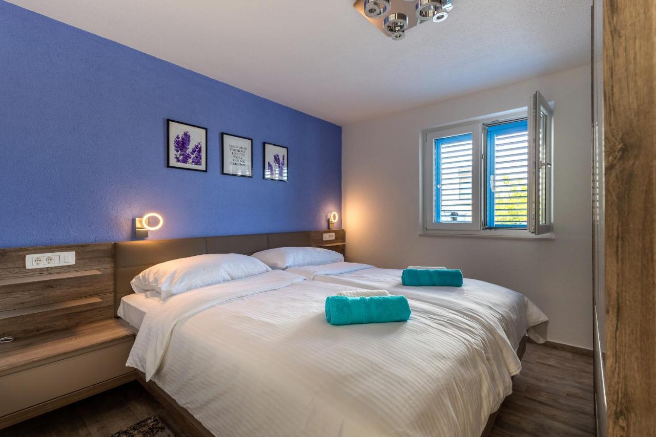 Miholina - With Heated Swimming Pool * Trogir